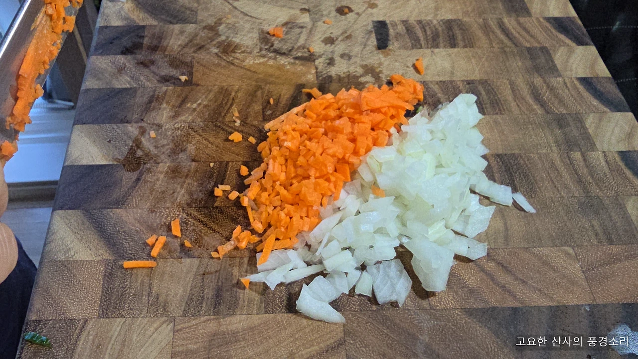 img.png?credential=yqXZFxpELC7KVnFOS48ylbz2pIh7yKj8&expires=1764514799&allow_ip=&allow_referer=&signature=BaHJc9Nkd7J0fg%2FINLnm0%2BBcE2k%3D