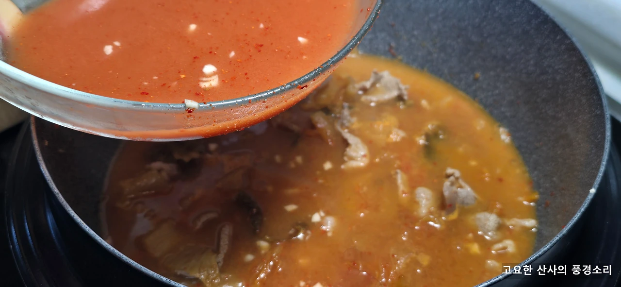 img.png?credential=yqXZFxpELC7KVnFOS48ylbz2pIh7yKj8&expires=1767193199&allow_ip=&allow_referer=&signature=rmScOF4EO3hN3m6L0bhoF3XodHY%3D