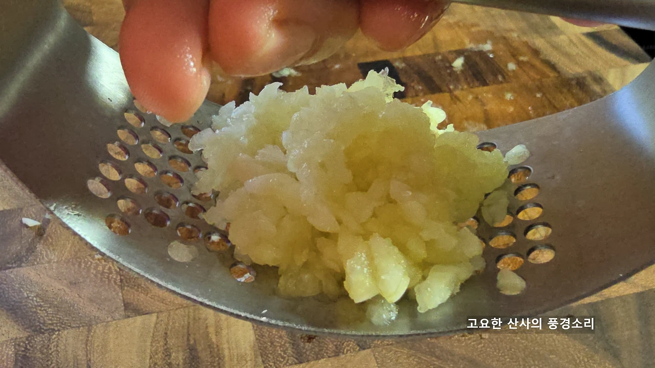 img.png?credential=yqXZFxpELC7KVnFOS48ylbz2pIh7yKj8&expires=1753973999&allow_ip=&allow_referer=&signature=vwjNochDWDYs2RZnO0ioew9Bbbk%3D