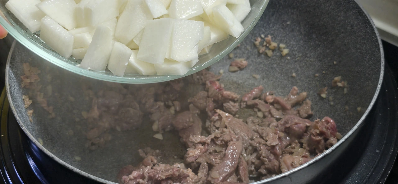 img.jpg?credential=yqXZFxpELC7KVnFOS48ylbz2pIh7yKj8&expires=1756652399&allow_ip=&allow_referer=&signature=Q9%2FRq5K3%2FuMKIZSxvmY64Uvg9QM%3D