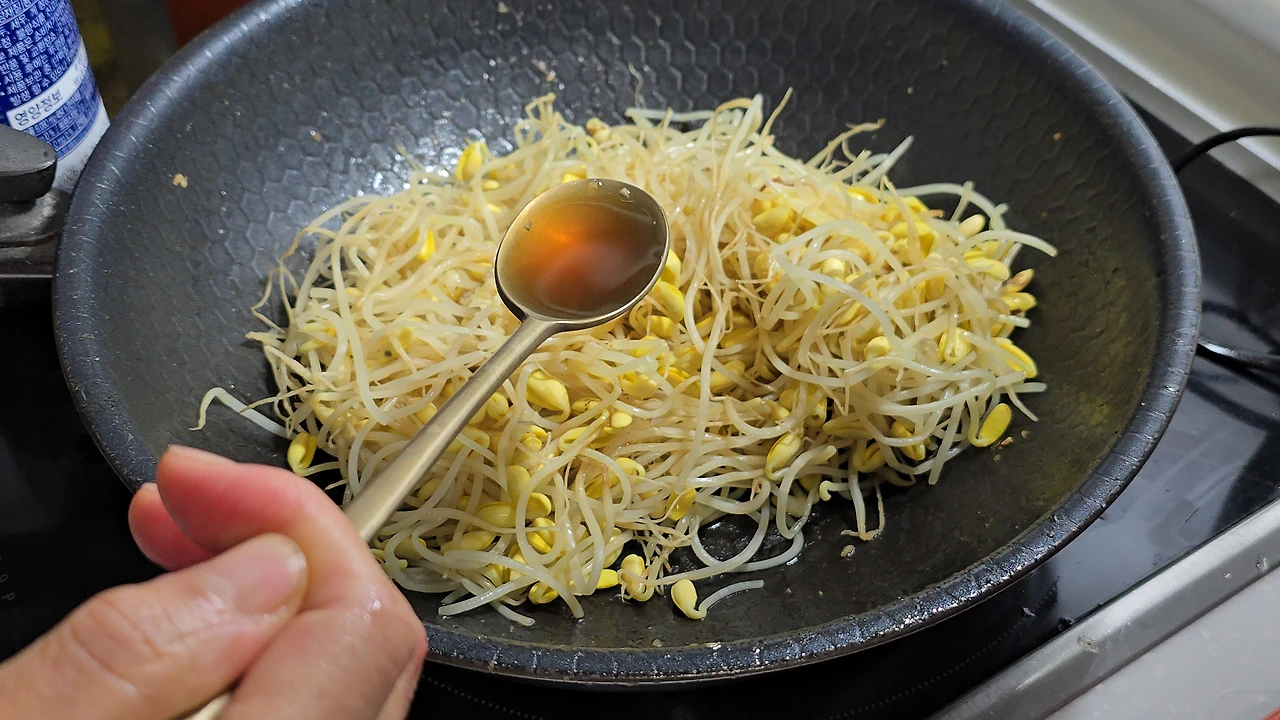 img.jpg?credential=yqXZFxpELC7KVnFOS48ylbz2pIh7yKj8&expires=1764514799&allow_ip=&allow_referer=&signature=yAYnAhsXAMFTKwauv3%2BNa7yEslU%3D