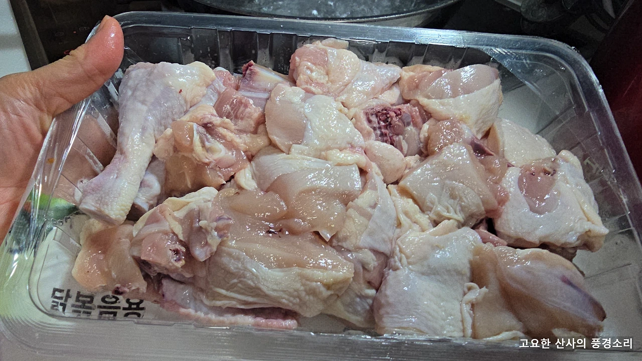 img.png?credential=yqXZFxpELC7KVnFOS48ylbz2pIh7yKj8&expires=1753973999&allow_ip=&allow_referer=&signature=1n4emTAD0RdHmrt%2BW2g9RcfT6aI%3D