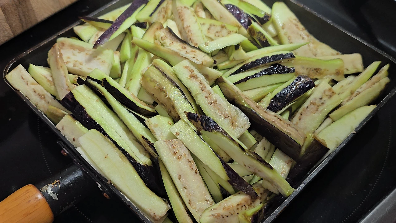 img.jpg?credential=yqXZFxpELC7KVnFOS48ylbz2pIh7yKj8&expires=1759244399&allow_ip=&allow_referer=&signature=38NlwM8RCr8p2i7RABtAHJJHh0o%3D