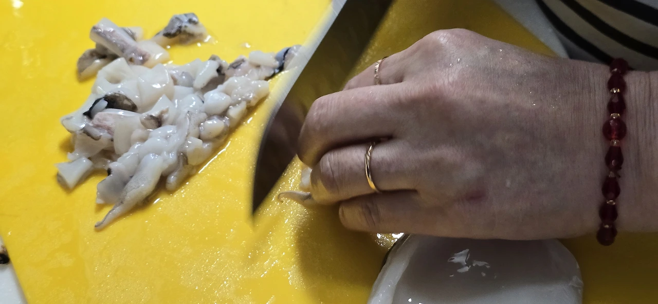 img.jpg?credential=yqXZFxpELC7KVnFOS48ylbz2pIh7yKj8&expires=1761922799&allow_ip=&allow_referer=&signature=8B4dSYcI8vQsS%2F5%2BarxitE5bV3M%3D