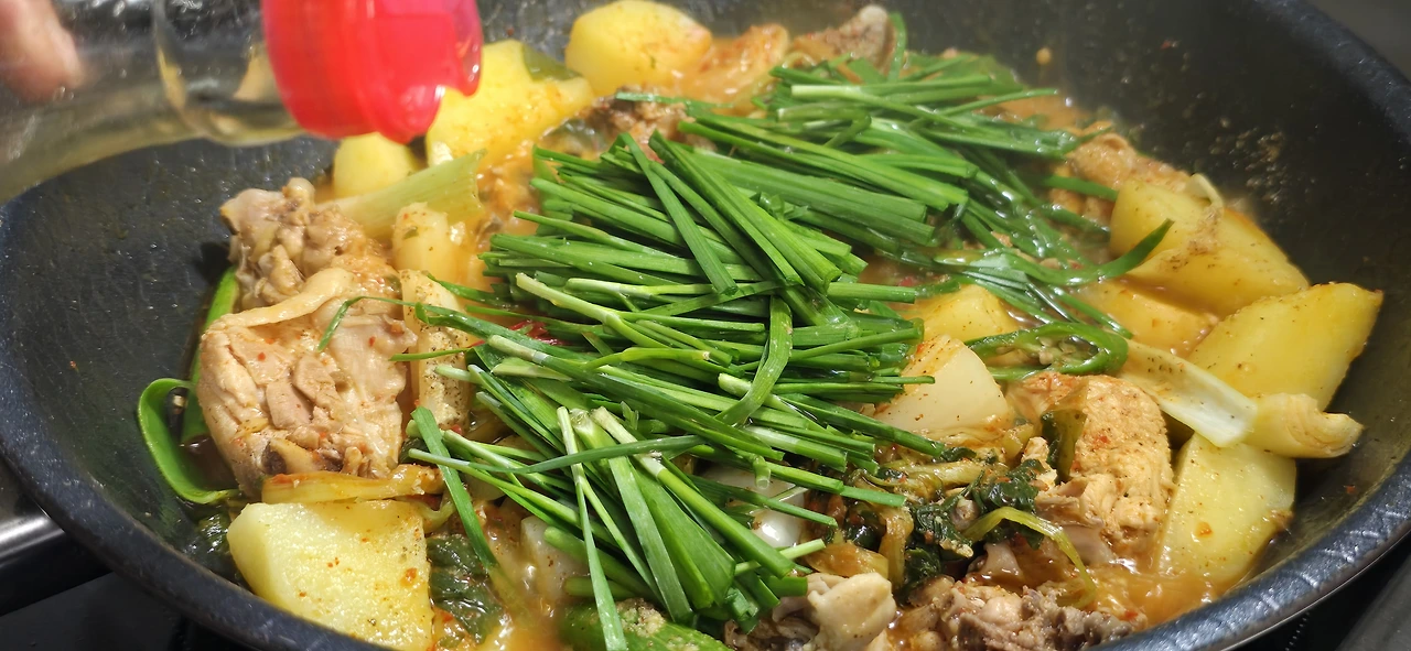 img.jpg?credential=yqXZFxpELC7KVnFOS48ylbz2pIh7yKj8&expires=1751295599&allow_ip=&allow_referer=&signature=iBBzLzFY62fsgvUb1Y48I%2F4tqKY%3D