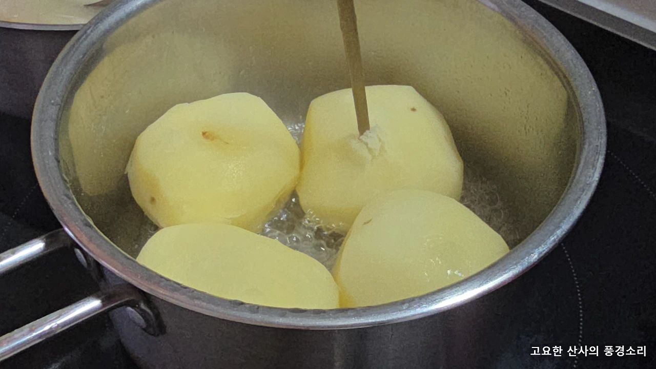 img.png?credential=yqXZFxpELC7KVnFOS48ylbz2pIh7yKj8&expires=1756652399&allow_ip=&allow_referer=&signature=aQe7JzASq4YRbHmGb%2BUoJM0bwAk%3D