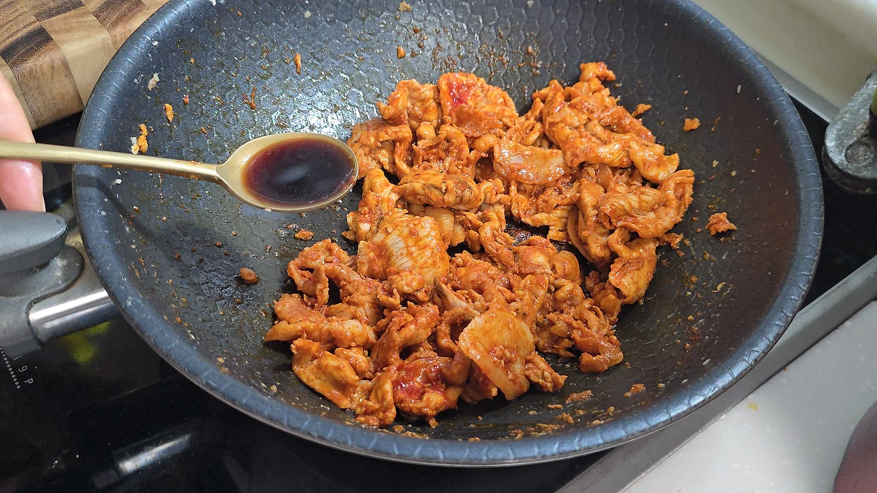 img.jpg?credential=yqXZFxpELC7KVnFOS48ylbz2pIh7yKj8&expires=1759244399&allow_ip=&allow_referer=&signature=%2B3OSKCisM%2BDrgYAD9F6QYI6LR%2FY%3D