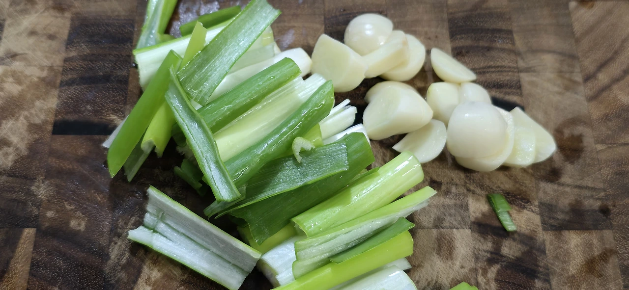 img.jpg?credential=yqXZFxpELC7KVnFOS48ylbz2pIh7yKj8&expires=1759244399&allow_ip=&allow_referer=&signature=dvp8QVjAXal3PxP7qqyjyvJXJP4%3D