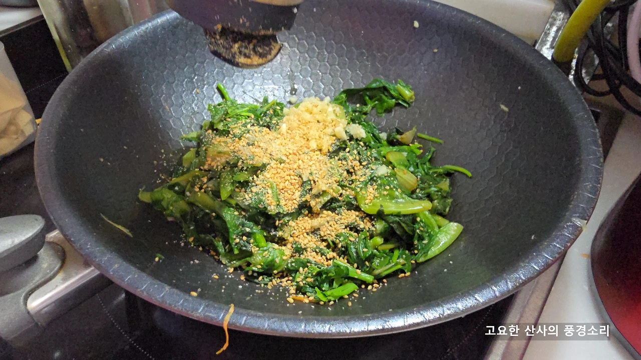 img.png?credential=yqXZFxpELC7KVnFOS48ylbz2pIh7yKj8&expires=1753973999&allow_ip=&allow_referer=&signature=mfGVyIhATnUQv4w0W1Sx0kUG7NY%3D