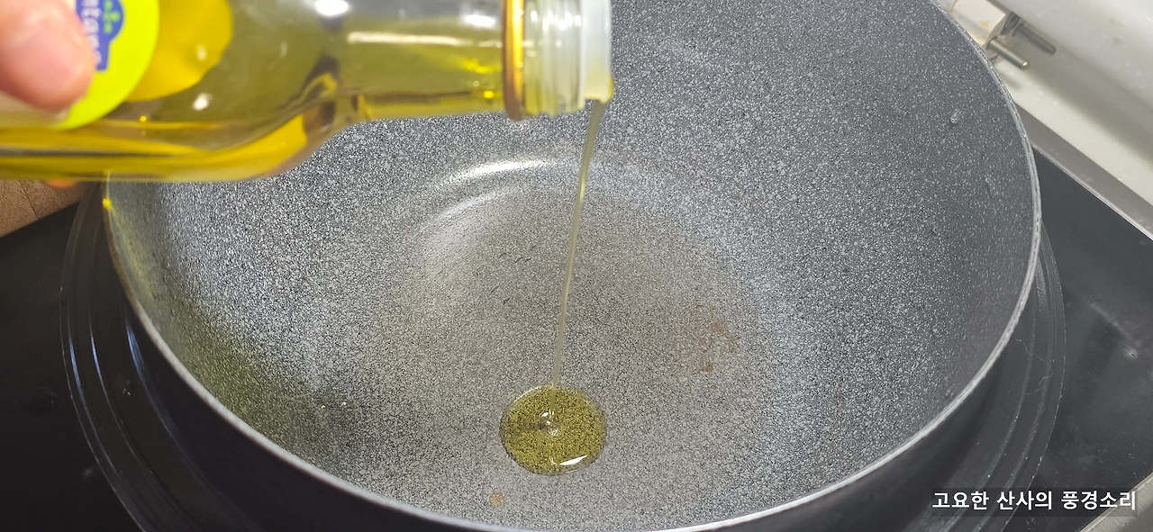 img.png?credential=yqXZFxpELC7KVnFOS48ylbz2pIh7yKj8&expires=1767193199&allow_ip=&allow_referer=&signature=44QgozttcoytdlfEvr%2BhBC3OzOY%3D