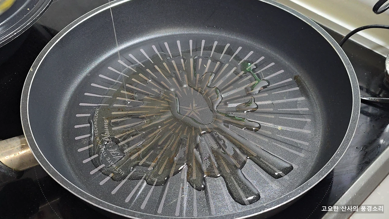 img.png?credential=yqXZFxpELC7KVnFOS48ylbz2pIh7yKj8&expires=1764514799&allow_ip=&allow_referer=&signature=Vb4mbxIbI0ObPqTLdd1xt0m54iU%3D