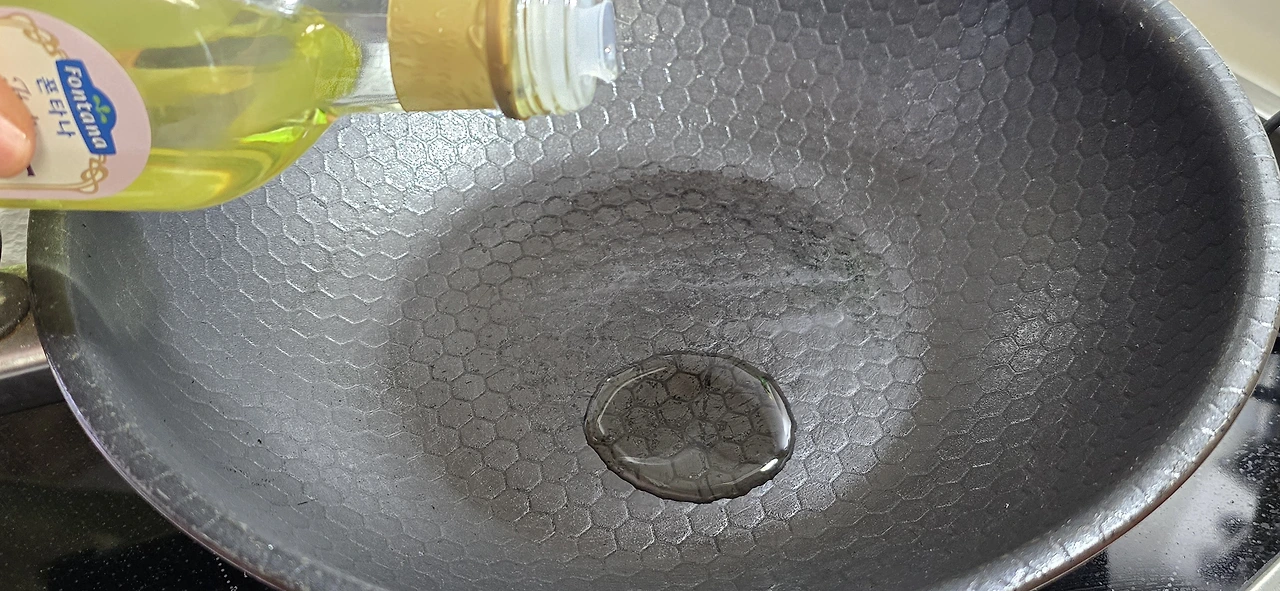 img.jpg?credential=yqXZFxpELC7KVnFOS48ylbz2pIh7yKj8&expires=1764514799&allow_ip=&allow_referer=&signature=P9F%2BCxlpejiUxY9%2F1vB7SEPMoS8%3D