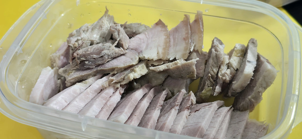 img.jpg?credential=yqXZFxpELC7KVnFOS48ylbz2pIh7yKj8&expires=1761922799&allow_ip=&allow_referer=&signature=6J%2FQB1reiwu3xySmJqMqXjBkkbA%3D