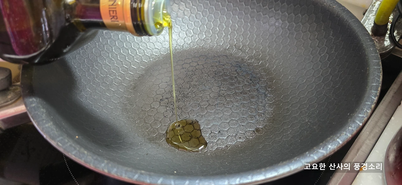 img.png?credential=yqXZFxpELC7KVnFOS48ylbz2pIh7yKj8&expires=1753973999&allow_ip=&allow_referer=&signature=qAQqFFGp8QkZ2xOSj6KTLsS%2Fzo0%3D