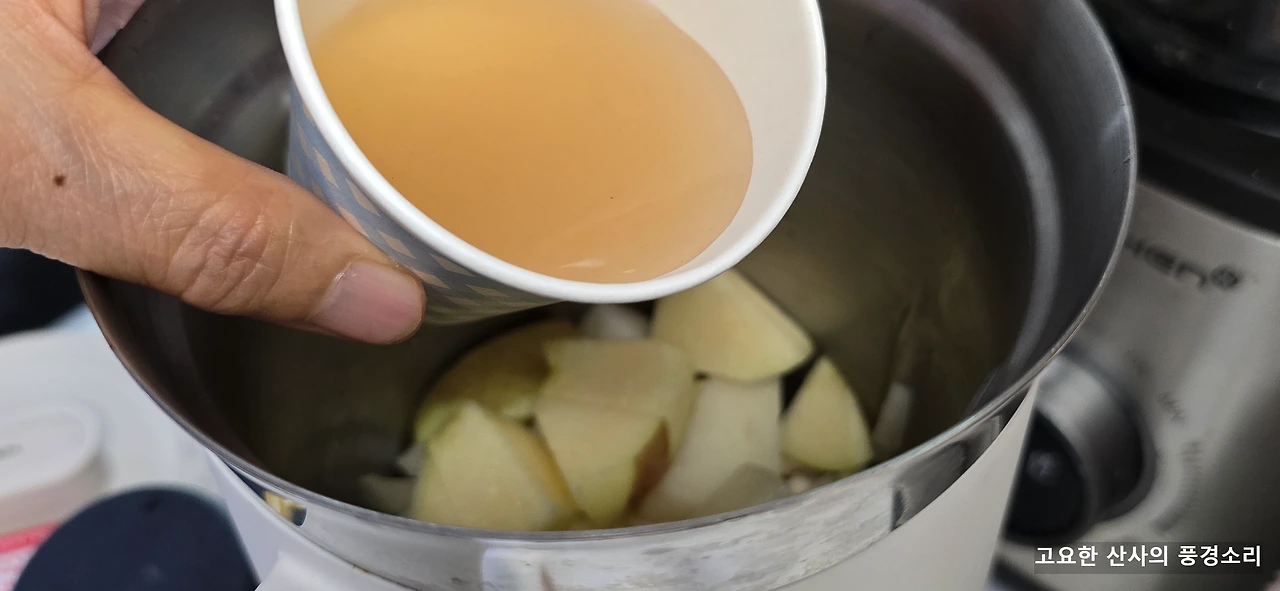 img.png?credential=yqXZFxpELC7KVnFOS48ylbz2pIh7yKj8&expires=1759244399&allow_ip=&allow_referer=&signature=q3fy78hUJqN8war8Jr6cujdj6ZM%3D