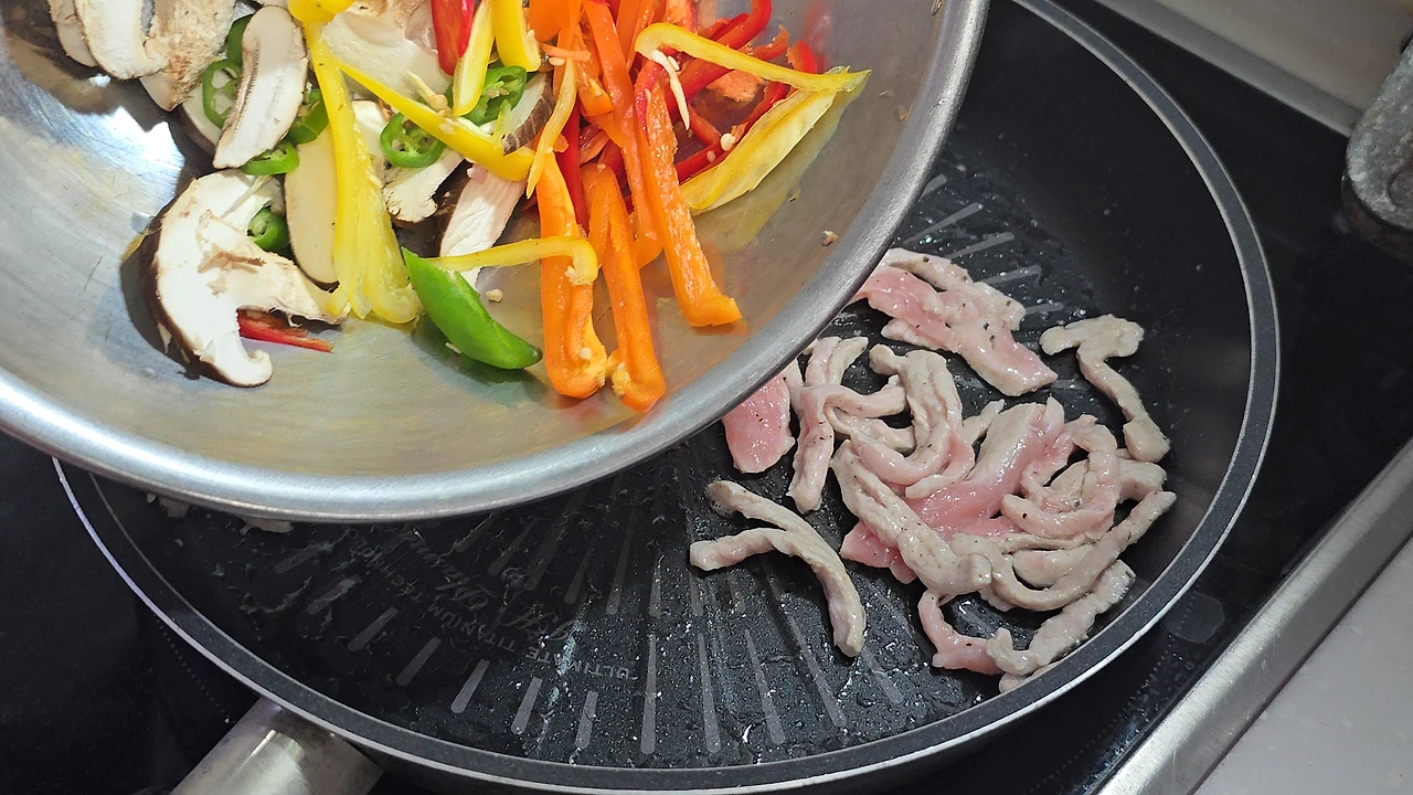 img.jpg?credential=yqXZFxpELC7KVnFOS48ylbz2pIh7yKj8&expires=1756652399&allow_ip=&allow_referer=&signature=NoI1%2BuhQnDvNL%2FFRrtgnxz14EnQ%3D