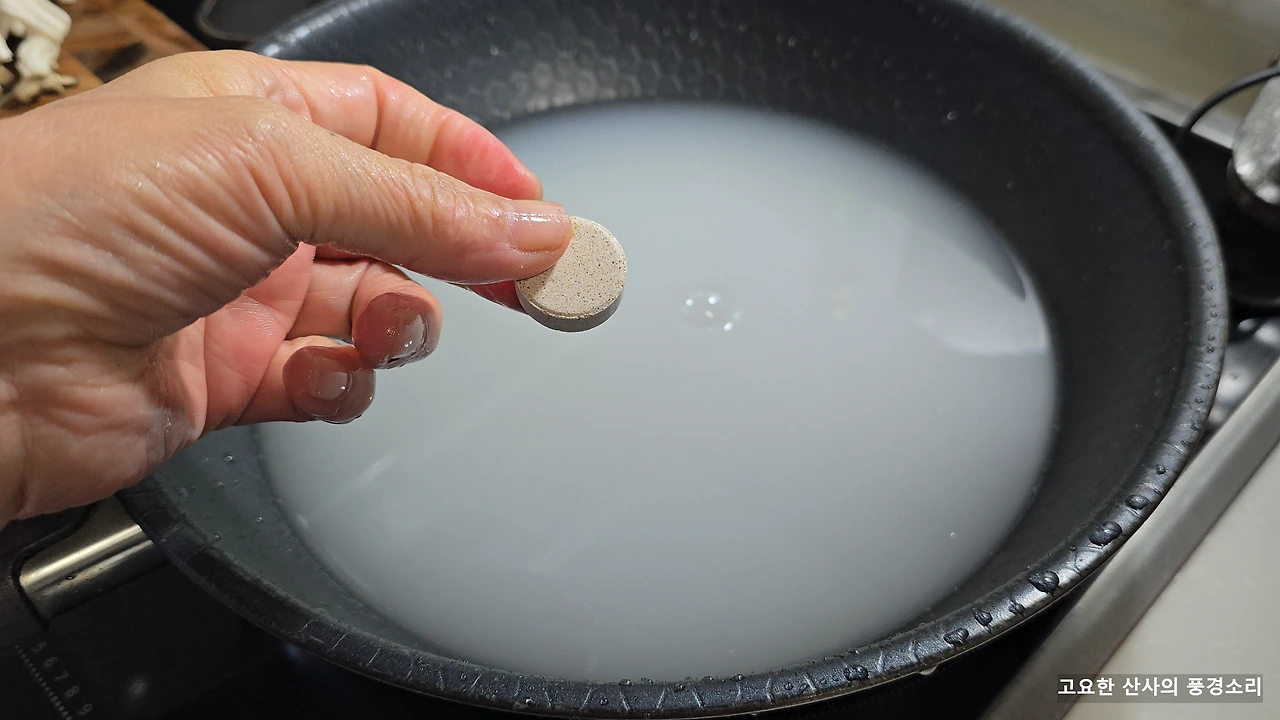 img.png?credential=yqXZFxpELC7KVnFOS48ylbz2pIh7yKj8&expires=1764514799&allow_ip=&allow_referer=&signature=SlUAWoCzqM7AJ38PQKHu6shbQfU%3D