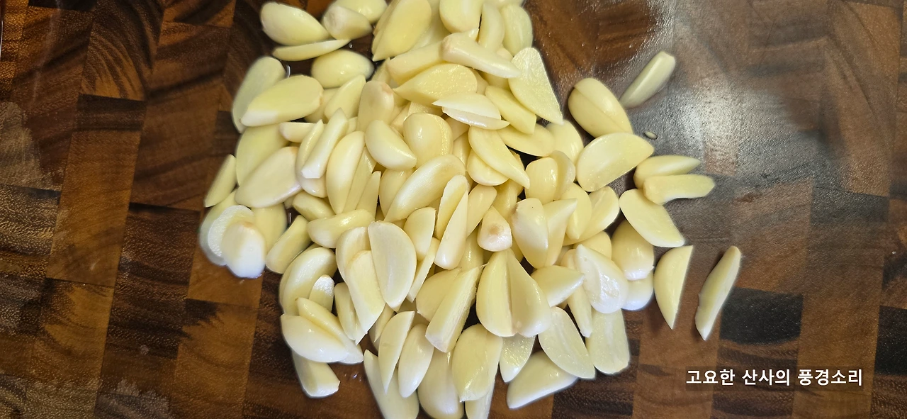 img.png?credential=yqXZFxpELC7KVnFOS48ylbz2pIh7yKj8&expires=1753973999&allow_ip=&allow_referer=&signature=E5aONaZEXel8TECIU%2BEyOjB7tms%3D