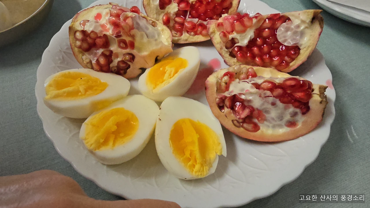 img.png?credential=yqXZFxpELC7KVnFOS48ylbz2pIh7yKj8&expires=1764514799&allow_ip=&allow_referer=&signature=ZVjAlhwl%2FmeE8IP1xm0eLL4vklk%3D