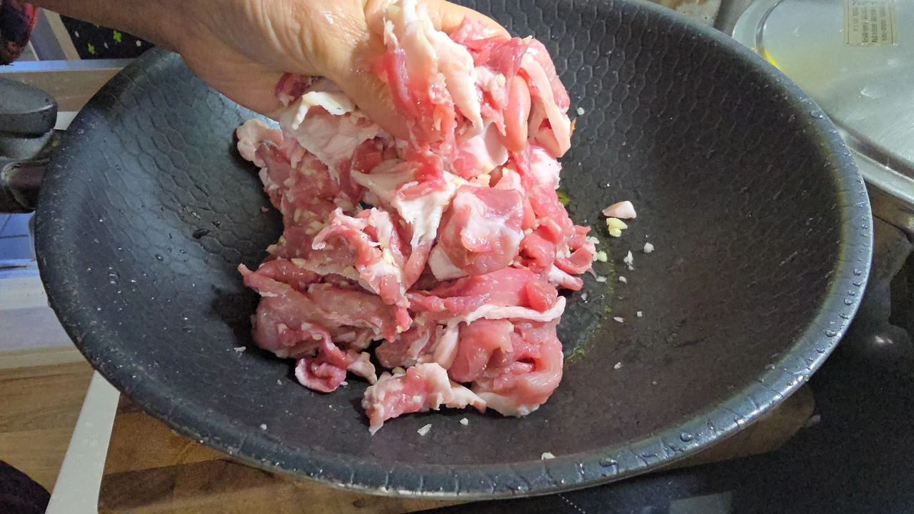 img.jpg?credential=yqXZFxpELC7KVnFOS48ylbz2pIh7yKj8&expires=1764514799&allow_ip=&allow_referer=&signature=JQlptFMOv3w6UmAyq92ltv590hU%3D