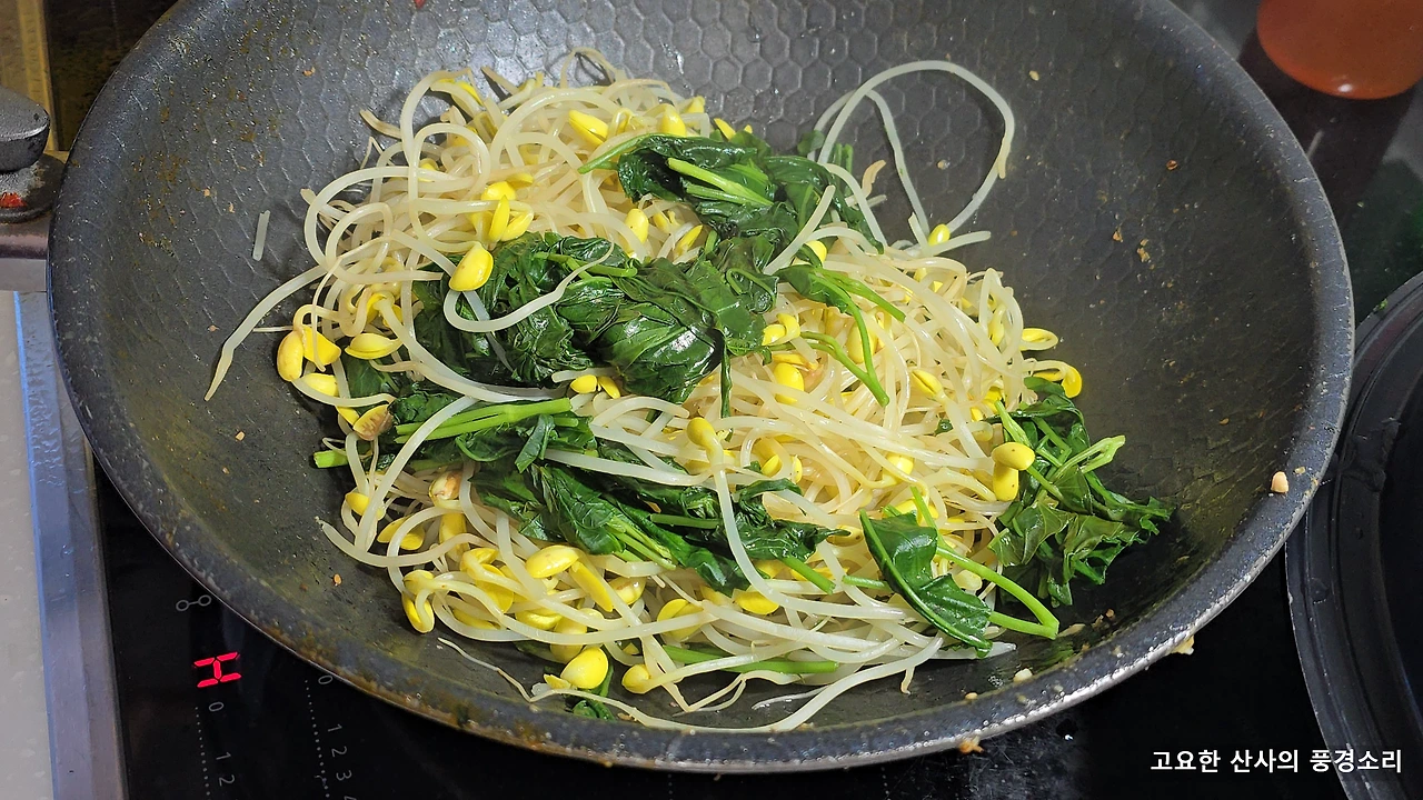 img.png?credential=yqXZFxpELC7KVnFOS48ylbz2pIh7yKj8&expires=1764514799&allow_ip=&allow_referer=&signature=3%2Ff6aHb%2FyhAsHbm%2FdebiTQGOJSc%3D