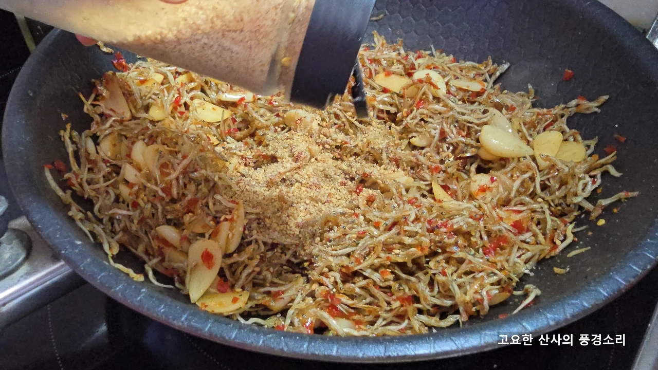 img.png?credential=yqXZFxpELC7KVnFOS48ylbz2pIh7yKj8&expires=1753973999&allow_ip=&allow_referer=&signature=DEDMQ1X%2Bj0XnvfY0n1a8rEcFghM%3D