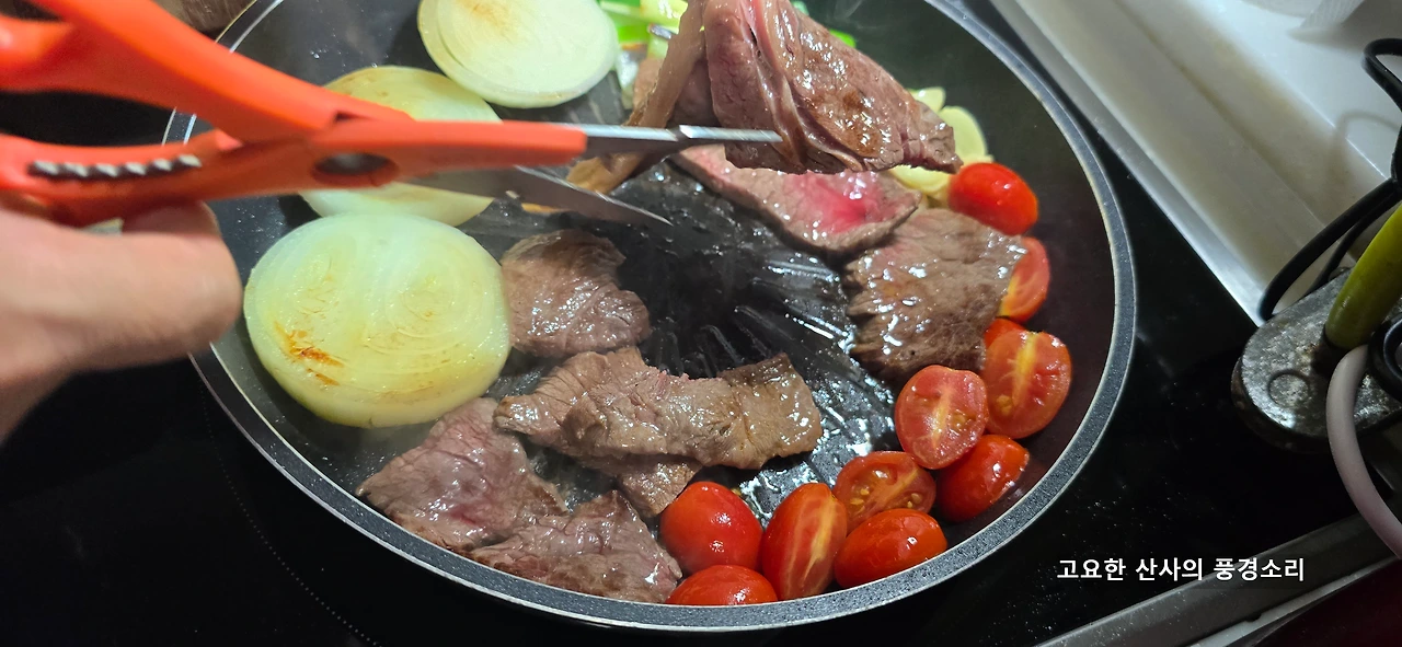 img.png?credential=yqXZFxpELC7KVnFOS48ylbz2pIh7yKj8&expires=1767193199&allow_ip=&allow_referer=&signature=oFuzNFUO%2Fo76HcU2IX%2BXqGgtig4%3D