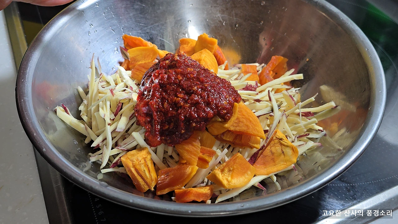 img.png?credential=yqXZFxpELC7KVnFOS48ylbz2pIh7yKj8&expires=1764514799&allow_ip=&allow_referer=&signature=v5U1MiFuM8Q6lPMEtHFlSgfIqZU%3D