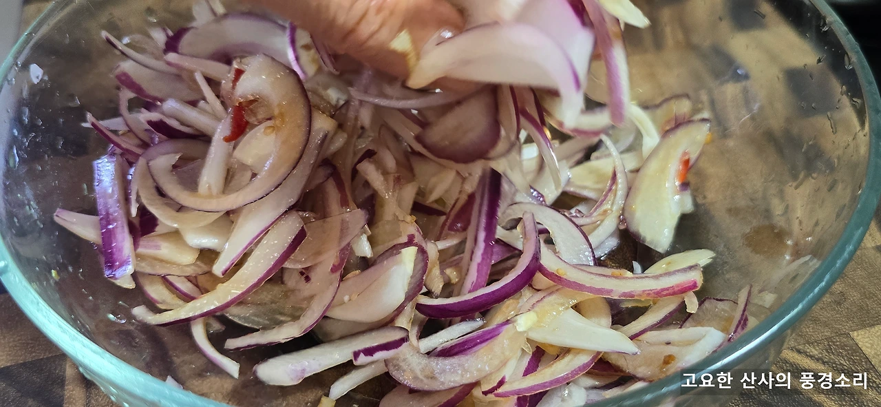 img.png?credential=yqXZFxpELC7KVnFOS48ylbz2pIh7yKj8&expires=1753973999&allow_ip=&allow_referer=&signature=g47sFlAMKhQ0ACl%2Bmo0XFz7LO60%3D