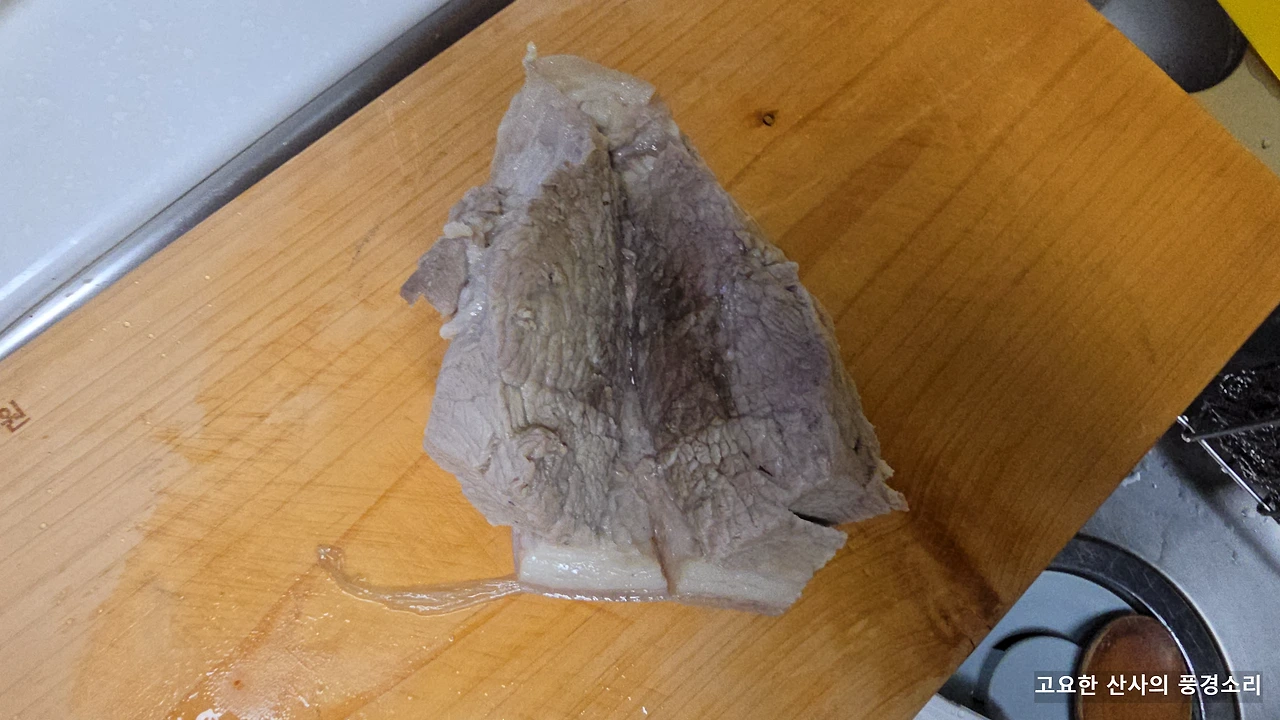 img.png?credential=yqXZFxpELC7KVnFOS48ylbz2pIh7yKj8&expires=1759244399&allow_ip=&allow_referer=&signature=ndMaNfc2OUs2grsjvFJBflfrgeg%3D