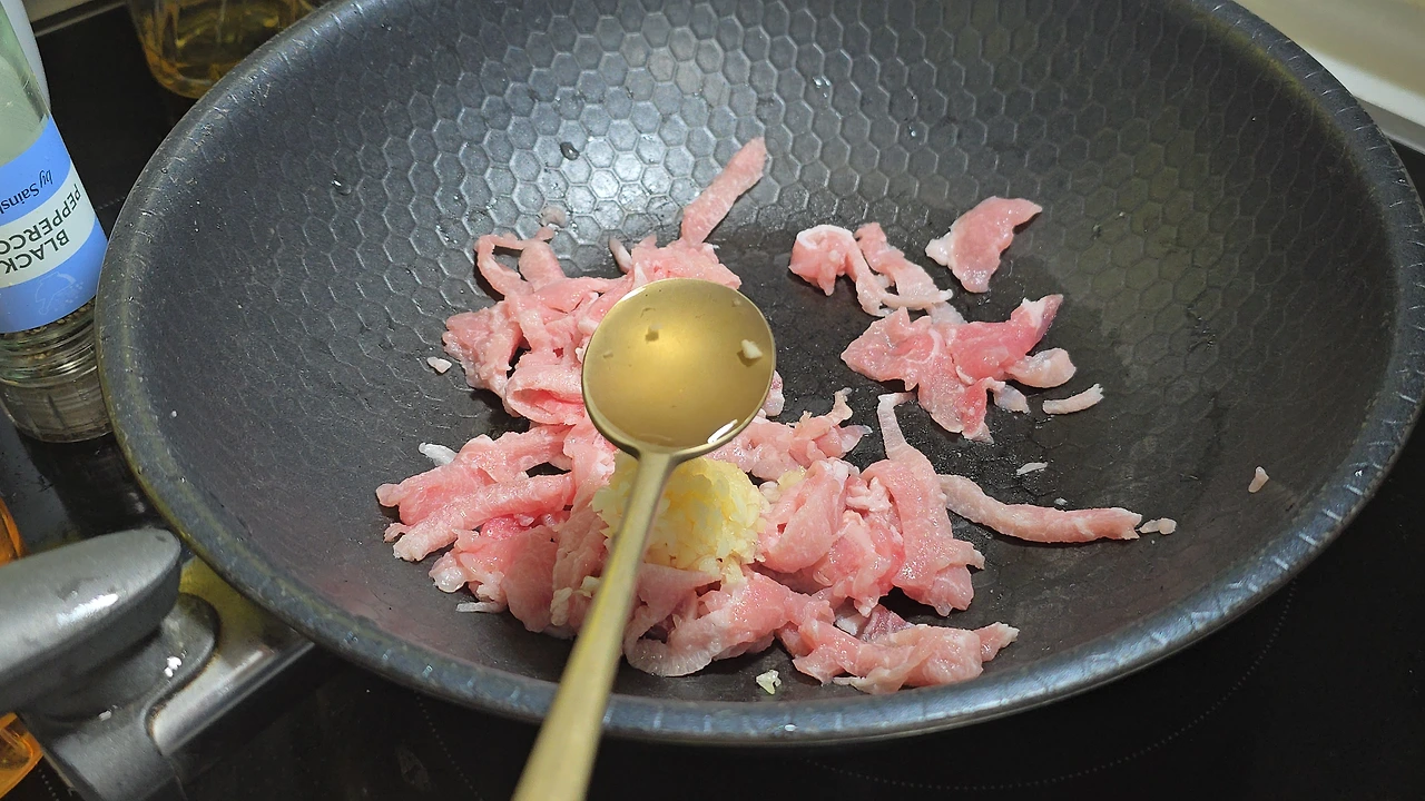 img.jpg?credential=yqXZFxpELC7KVnFOS48ylbz2pIh7yKj8&expires=1761922799&allow_ip=&allow_referer=&signature=XxCMBBfIalgjQBbslzqqDvSMBSQ%3D