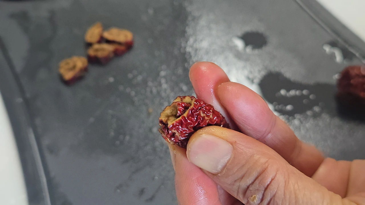 img.jpg?credential=yqXZFxpELC7KVnFOS48ylbz2pIh7yKj8&expires=1767193199&allow_ip=&allow_referer=&signature=tYvQiiWcQBR0XShYYvDn47xoUoQ%3D