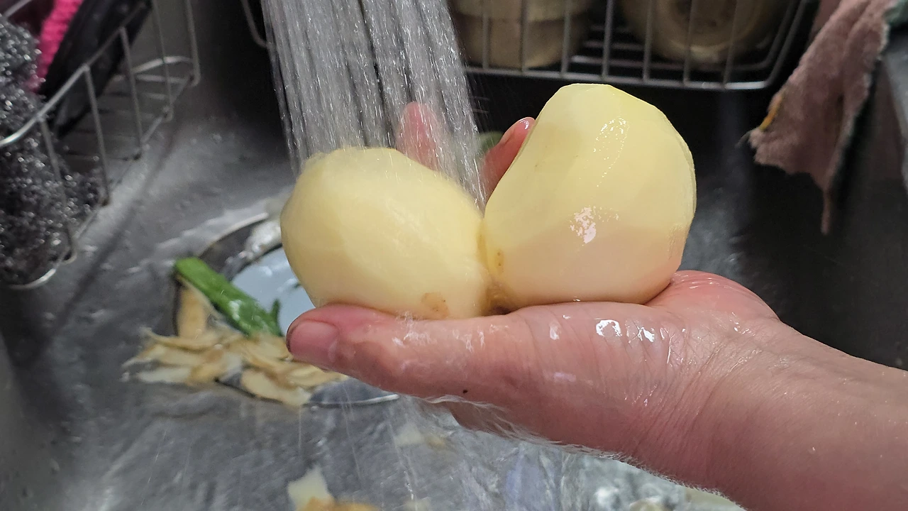 img.jpg?credential=yqXZFxpELC7KVnFOS48ylbz2pIh7yKj8&expires=1751295599&allow_ip=&allow_referer=&signature=R8gxeqHf%2BfLq42Idvn0%2BWcsFDj8%3D