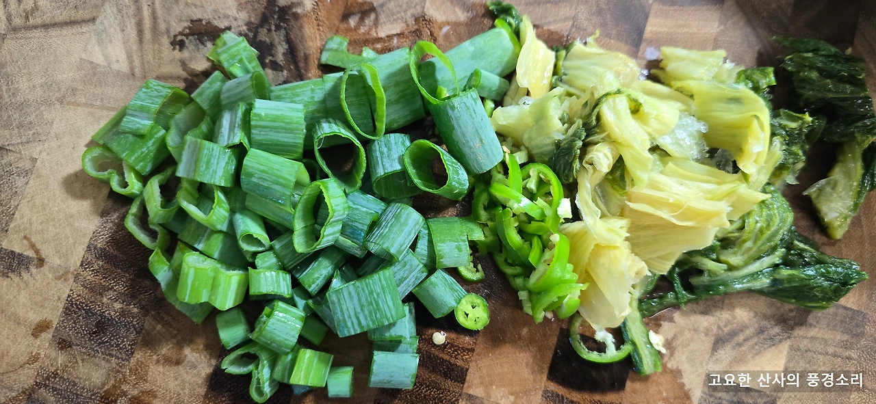 img.png?credential=yqXZFxpELC7KVnFOS48ylbz2pIh7yKj8&expires=1759244399&allow_ip=&allow_referer=&signature=TVsfDm3LyTJstRL0l661fjd0vF0%3D