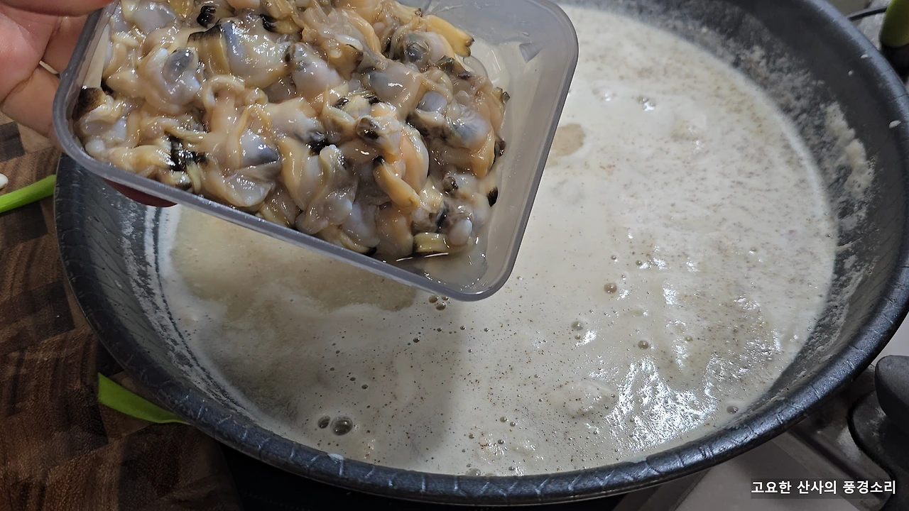 img.png?credential=yqXZFxpELC7KVnFOS48ylbz2pIh7yKj8&expires=1764514799&allow_ip=&allow_referer=&signature=D6aseU8nb6pDduTOnuZ2o1%2FXAKo%3D