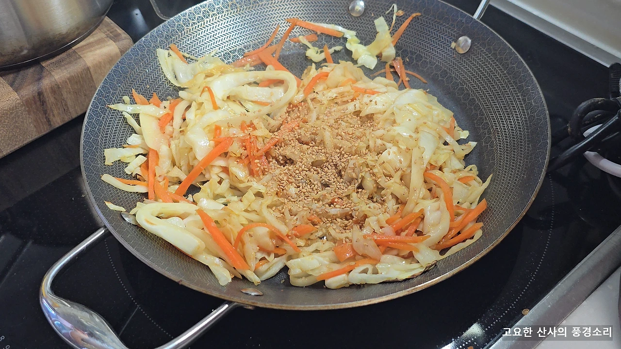 img.png?credential=yqXZFxpELC7KVnFOS48ylbz2pIh7yKj8&expires=1759244399&allow_ip=&allow_referer=&signature=c4tWqu1QYGYg813jMaZGhbjJB0k%3D