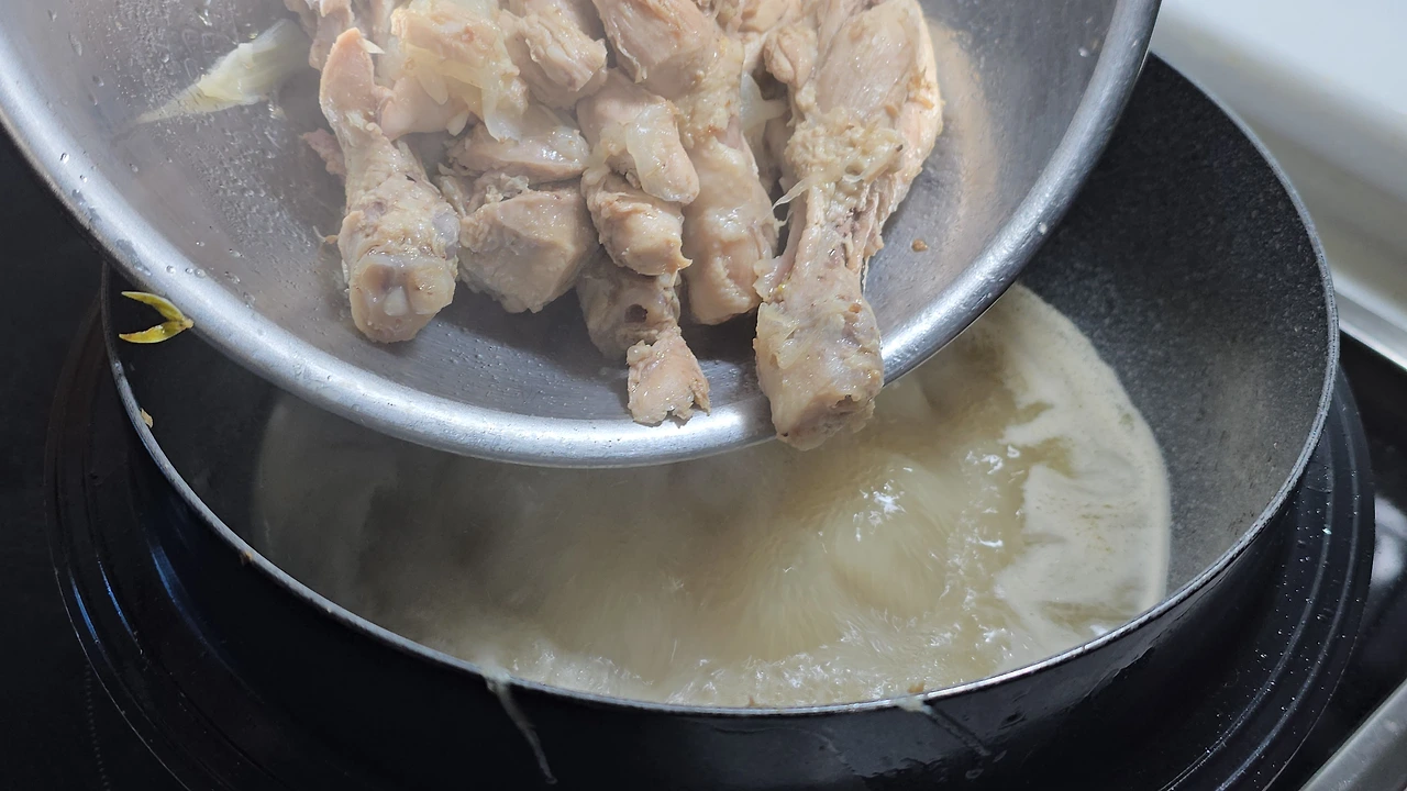 img.jpg?credential=yqXZFxpELC7KVnFOS48ylbz2pIh7yKj8&expires=1767193199&allow_ip=&allow_referer=&signature=GbMmhsGkECki6ErK1eEcja%2FTDXU%3D