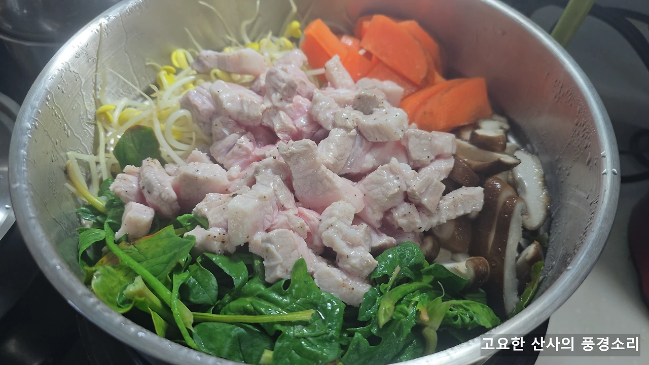 img.png?credential=yqXZFxpELC7KVnFOS48ylbz2pIh7yKj8&expires=1756652399&allow_ip=&allow_referer=&signature=04DLo7VH%2BRUM8F6%2F1CVO5adxGKc%3D