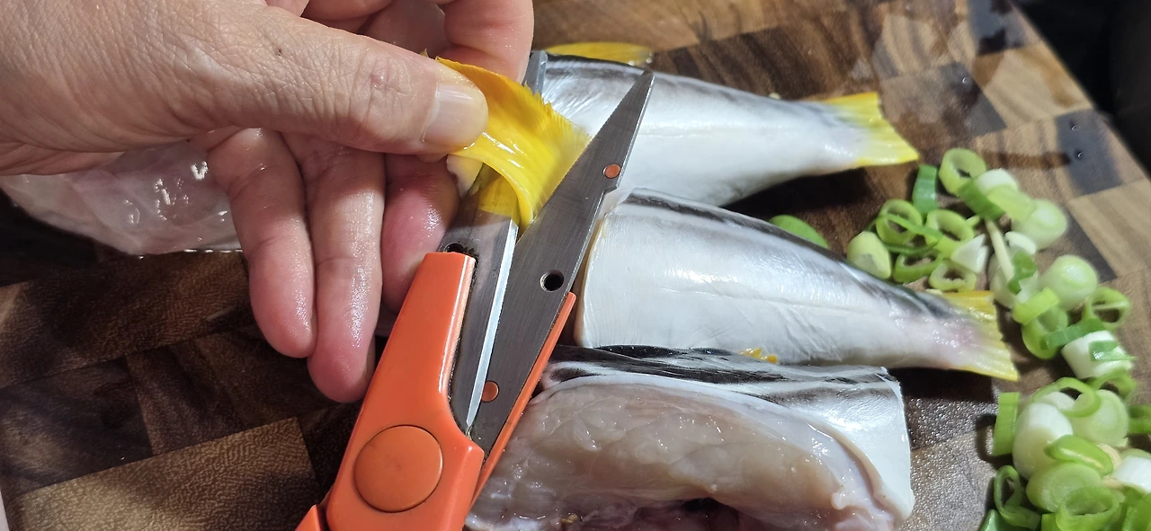 img.jpg?credential=yqXZFxpELC7KVnFOS48ylbz2pIh7yKj8&expires=1759244399&allow_ip=&allow_referer=&signature=WZ3LyCDbO390FaiwwzeNZgeYkns%3D