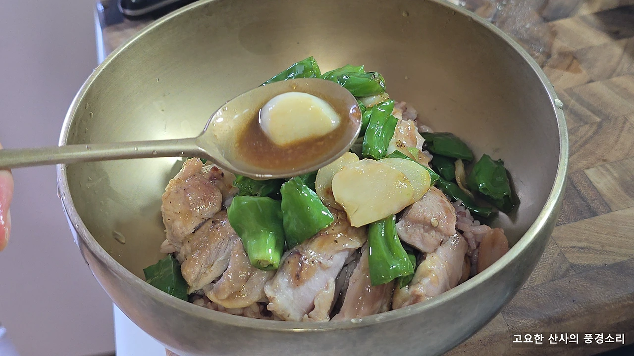 img.png?credential=yqXZFxpELC7KVnFOS48ylbz2pIh7yKj8&expires=1761922799&allow_ip=&allow_referer=&signature=YSDQU1s9qc4vzpkWwvHxif9ecD8%3D