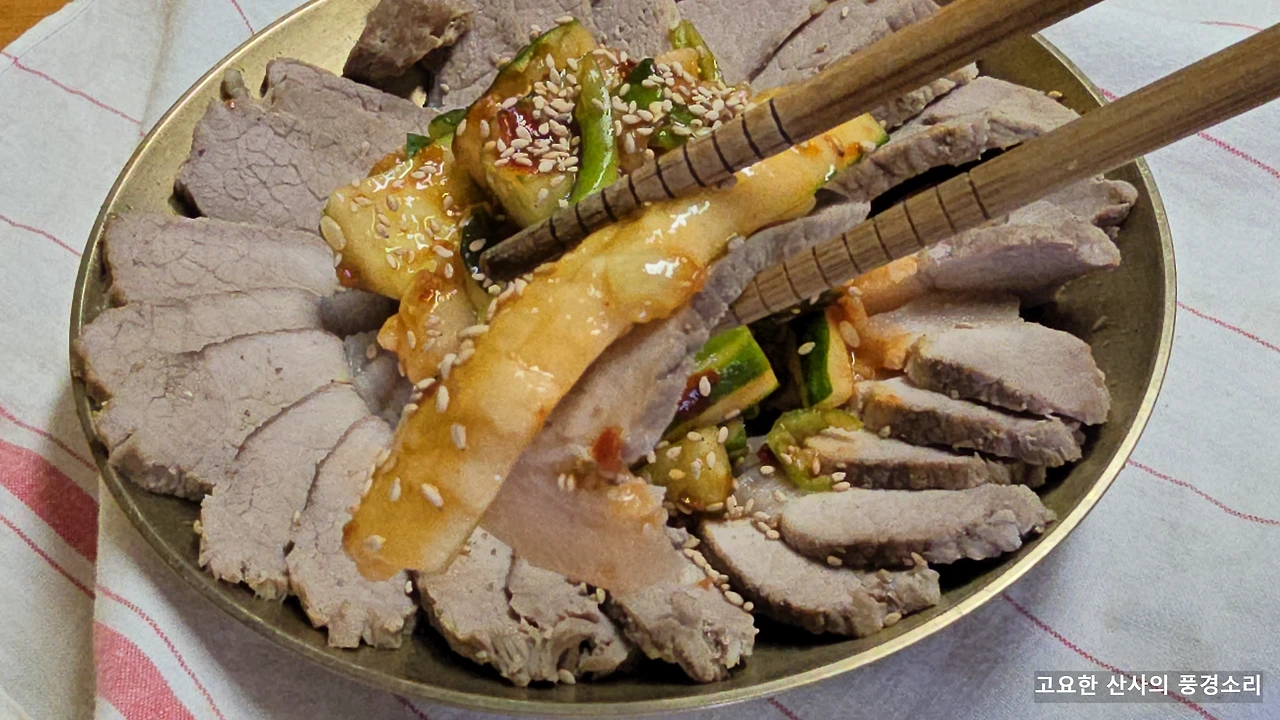 img.png?credential=yqXZFxpELC7KVnFOS48ylbz2pIh7yKj8&expires=1759244399&allow_ip=&allow_referer=&signature=V%2BZvWG0CoOy%2FCN%2BXI6yq8Y7EYtY%3D