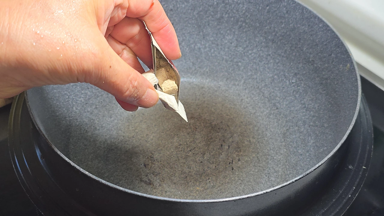 img.jpg?credential=yqXZFxpELC7KVnFOS48ylbz2pIh7yKj8&expires=1767193199&allow_ip=&allow_referer=&signature=6jTTKXAqc5hQJi%2B1%2BQXv1sE9zyg%3D