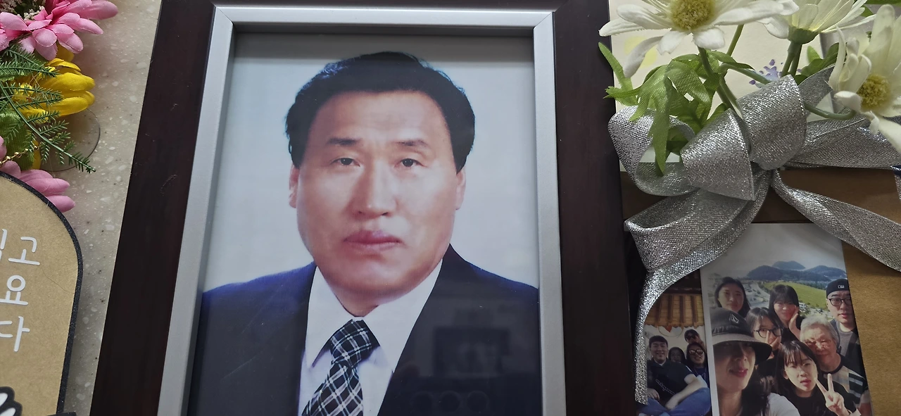 img.jpg?credential=yqXZFxpELC7KVnFOS48ylbz2pIh7yKj8&expires=1761922799&allow_ip=&allow_referer=&signature=5SwTBYzEhhJxoTeQ2iVe%2FEHwmiQ%3D