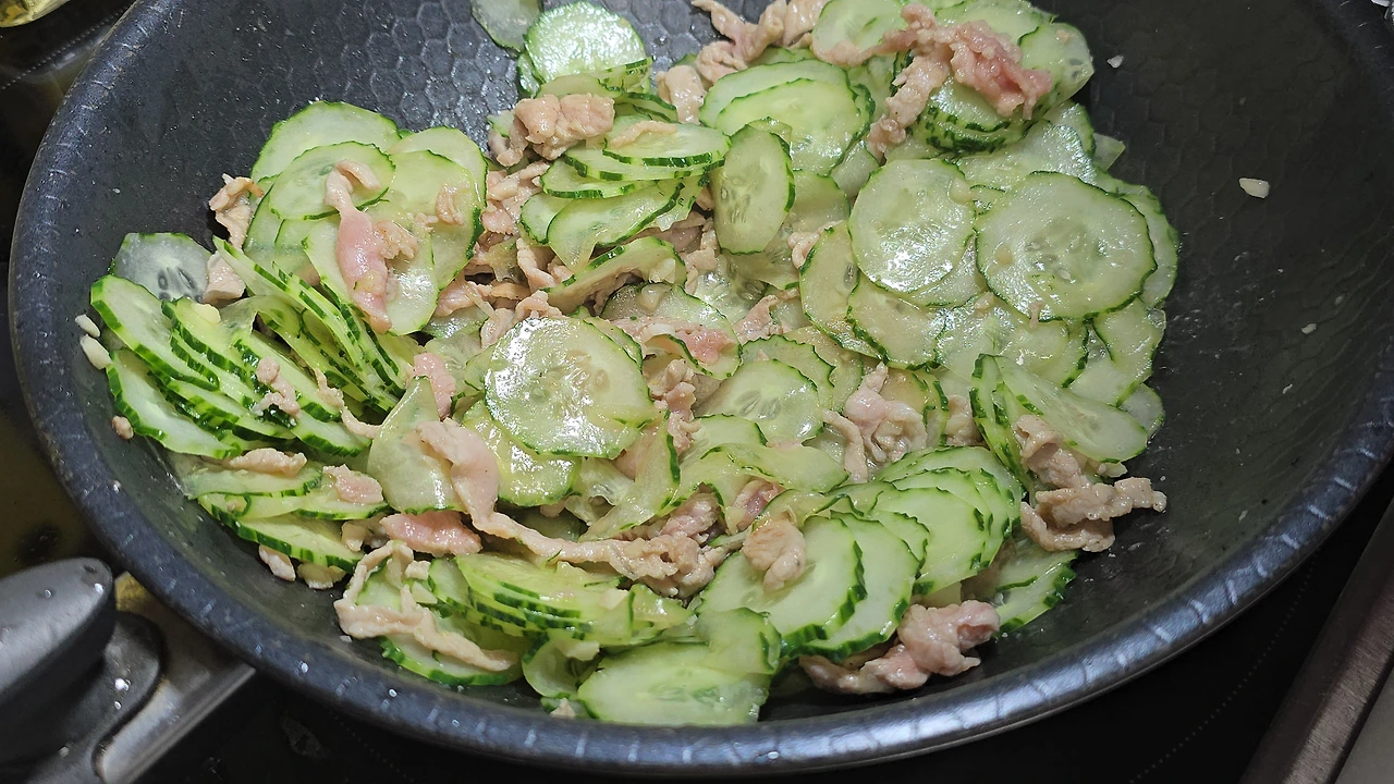 img.jpg?credential=yqXZFxpELC7KVnFOS48ylbz2pIh7yKj8&expires=1761922799&allow_ip=&allow_referer=&signature=aMbKx5NMGnjsfOWSiYoEsksXlCI%3D