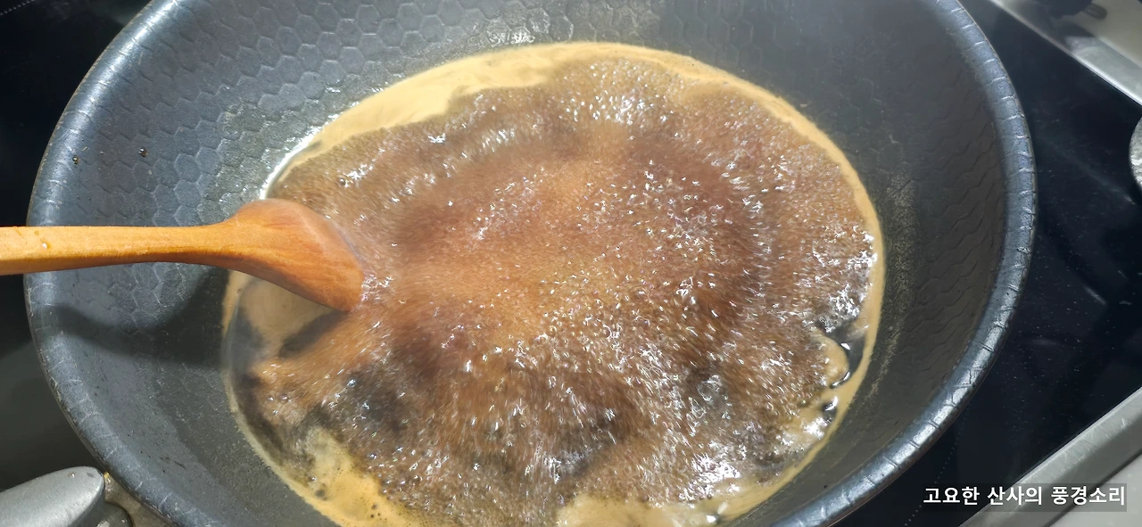 img.png?credential=yqXZFxpELC7KVnFOS48ylbz2pIh7yKj8&expires=1761922799&allow_ip=&allow_referer=&signature=6doBs0Y9lutgSq1kQV347%2B6upEQ%3D