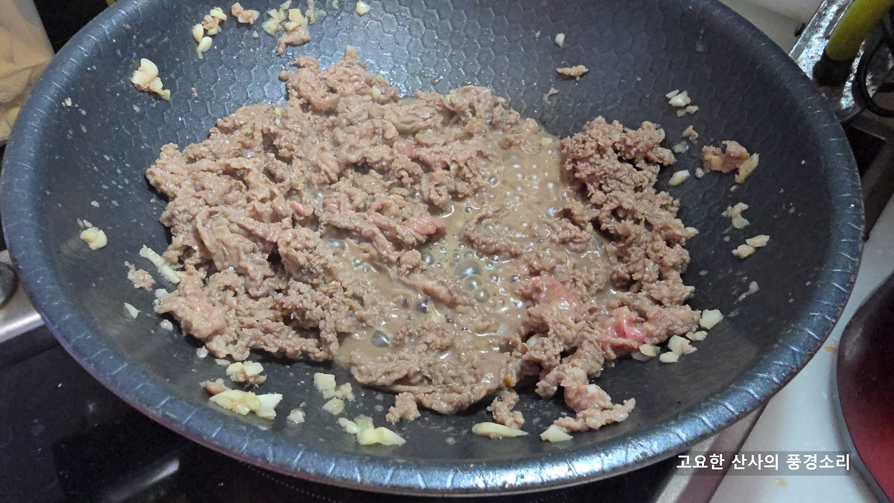 img.png?credential=yqXZFxpELC7KVnFOS48ylbz2pIh7yKj8&expires=1753973999&allow_ip=&allow_referer=&signature=GI%2FXomXbRUESU40QmbBVyq5NuNA%3D