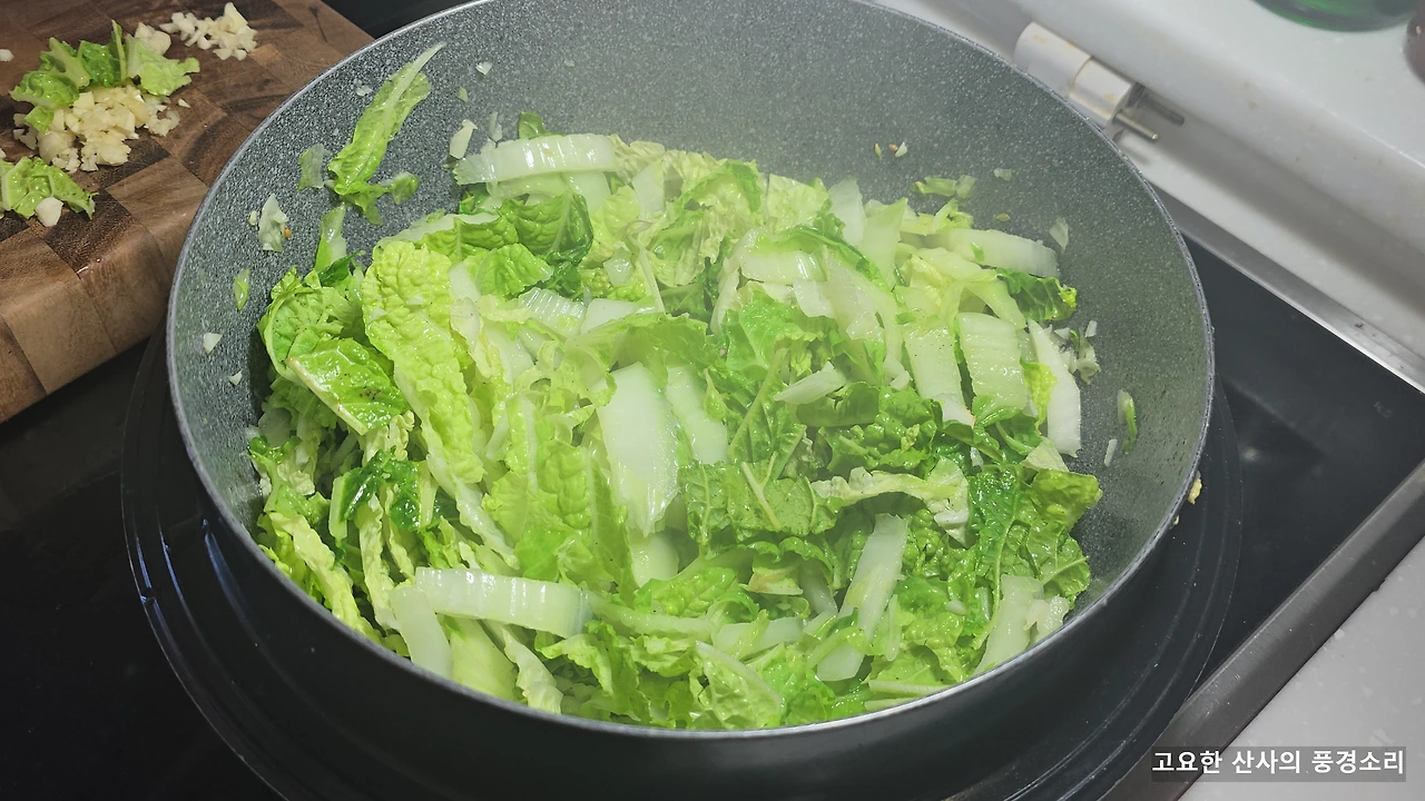 img.png?credential=yqXZFxpELC7KVnFOS48ylbz2pIh7yKj8&expires=1767193199&allow_ip=&allow_referer=&signature=QTzrOjutK2juRuS5UDFdVycpQoQ%3D