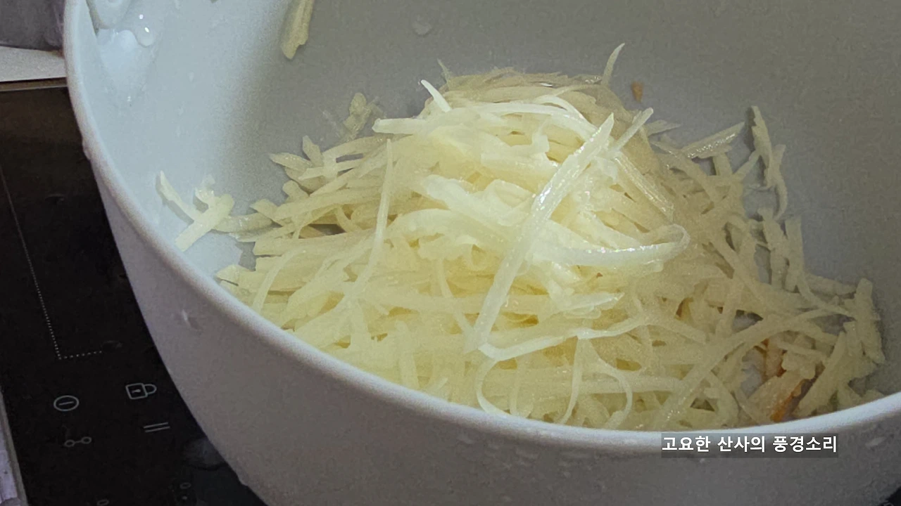 img.png?credential=yqXZFxpELC7KVnFOS48ylbz2pIh7yKj8&expires=1753973999&allow_ip=&allow_referer=&signature=9DcLaAX3CpLsLt3ot8Rx7YnHjR8%3D