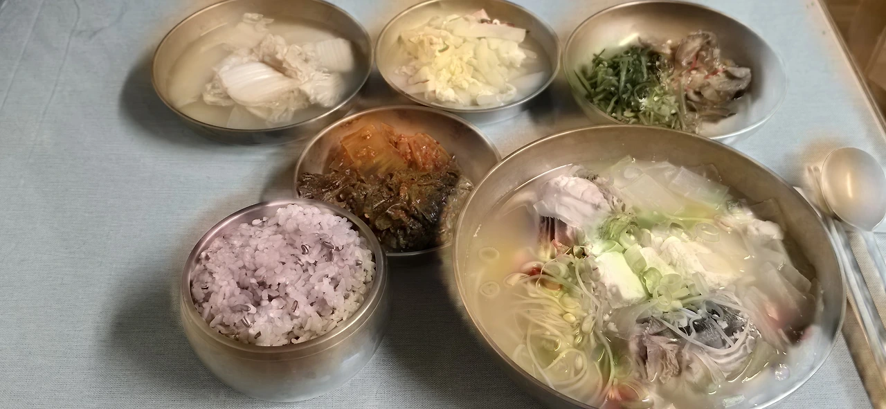 img.jpg?credential=yqXZFxpELC7KVnFOS48ylbz2pIh7yKj8&expires=1759244399&allow_ip=&allow_referer=&signature=RdCKaopQBpa%2FCi7BL3%2FfGVxQeOg%3D