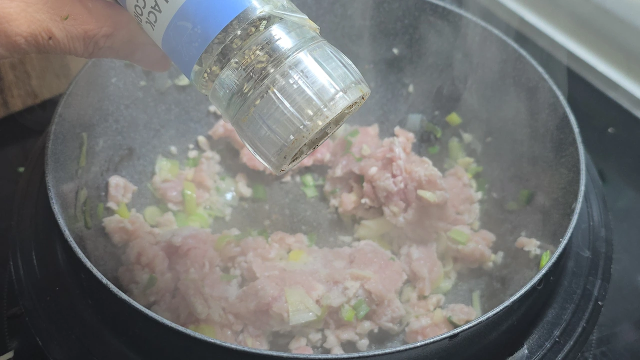 img.jpg?credential=yqXZFxpELC7KVnFOS48ylbz2pIh7yKj8&expires=1767193199&allow_ip=&allow_referer=&signature=zlV8Z62gAxWfIdDzLciw2zpe7X4%3D